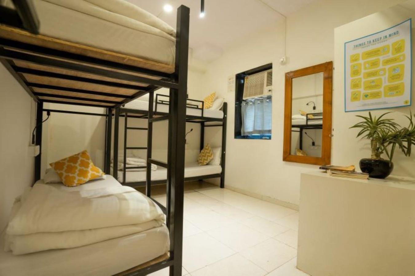Locomo Express - Stay Work Eat Mumbai Exterior photo
